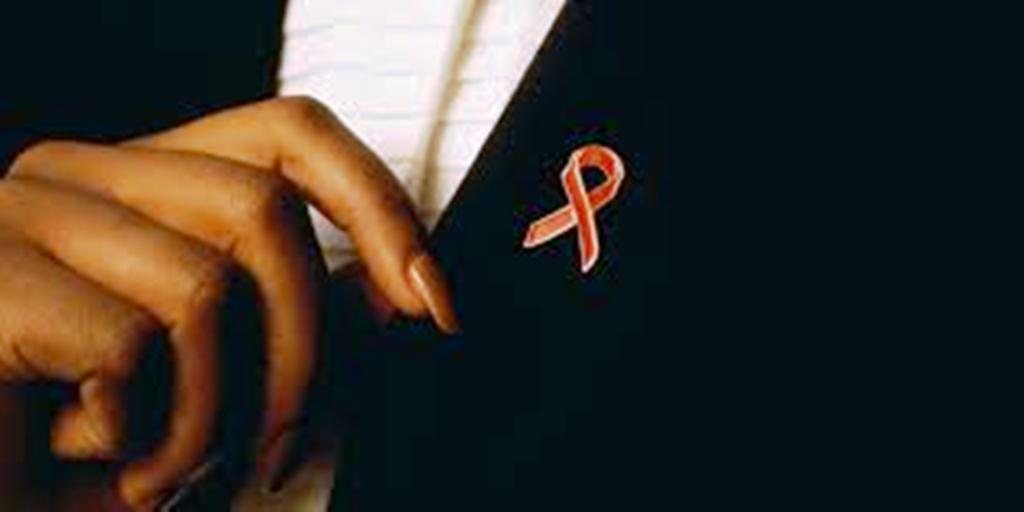 HIV slowly adapting to humans: Scientists